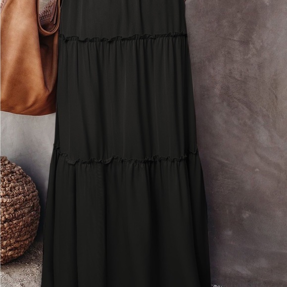 🔥🔥sale🔥🔥Black frill drawstring waist maxi skirt - Picture 3 of 6